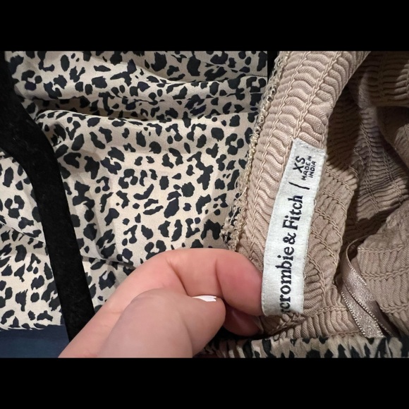 Women’s Abercrombie and Fitch Leopard Print Midi Dress - Picture 7 of 9